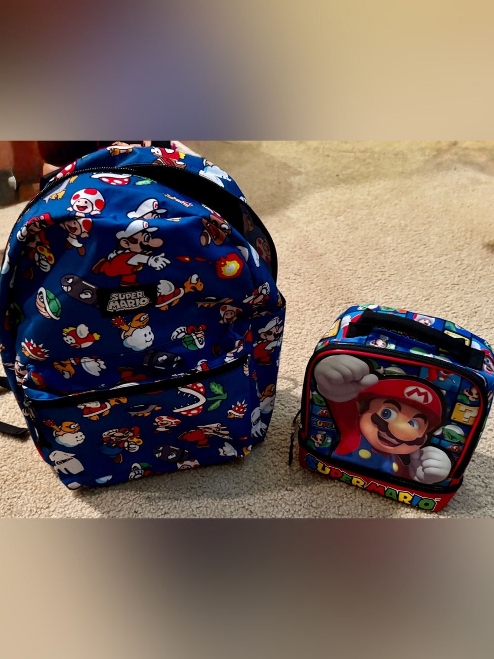 Super Mario Lunch & Backpack - Picture 2 of 13